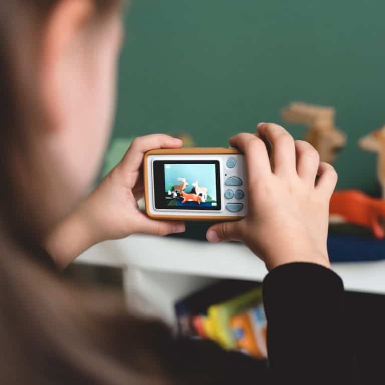 Read more about the article Hogyan válassz gyerek fényképezőgépet?